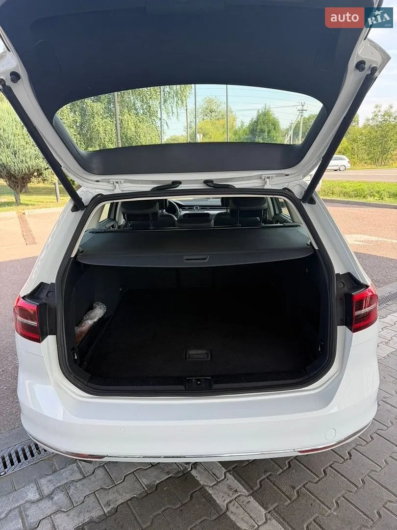 2017 Volkswagen Passat - мініатюра 15