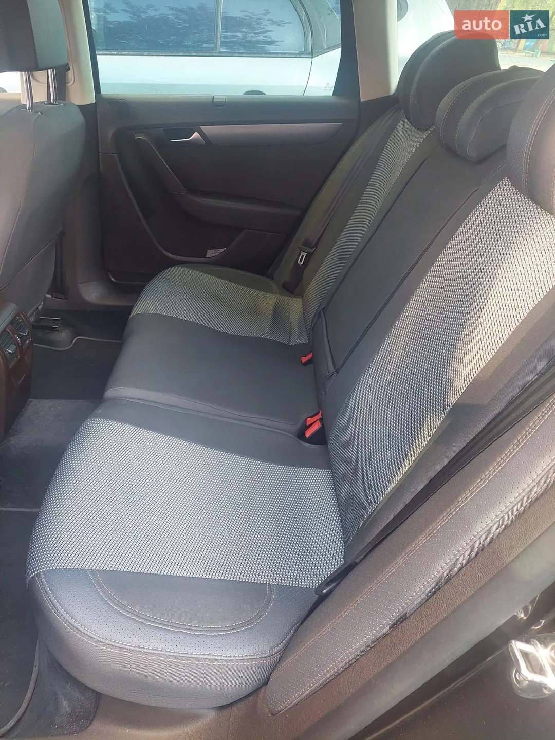 2012 Volkswagen Passat - мініатюра 8