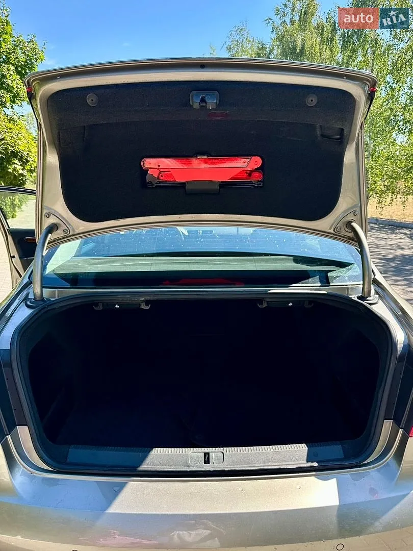2012 Volkswagen Passat - мініатюра 24