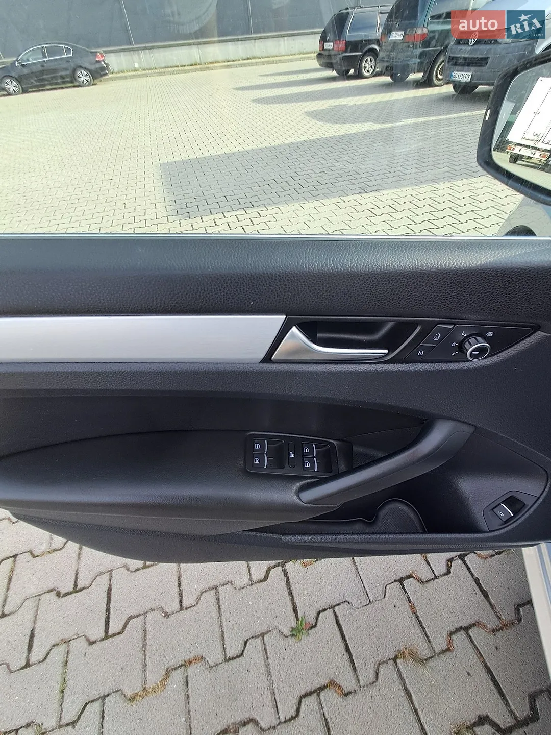 2012 Volkswagen Passat - мініатюра 26
