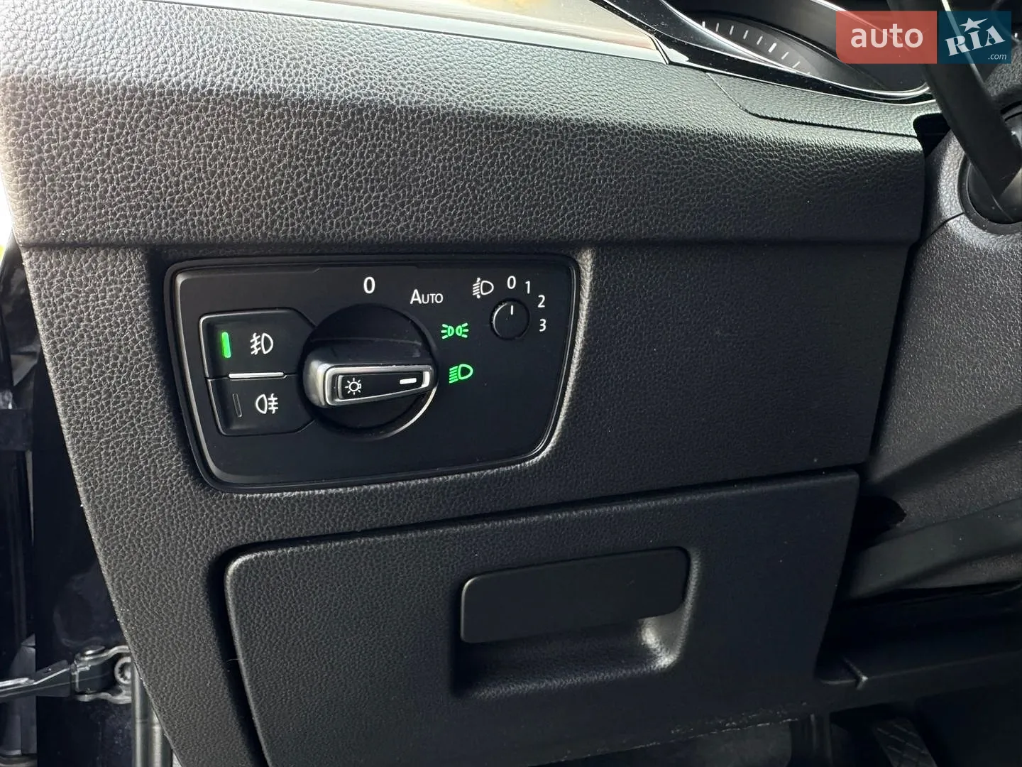 2016 Volkswagen Passat - мініатюра 15