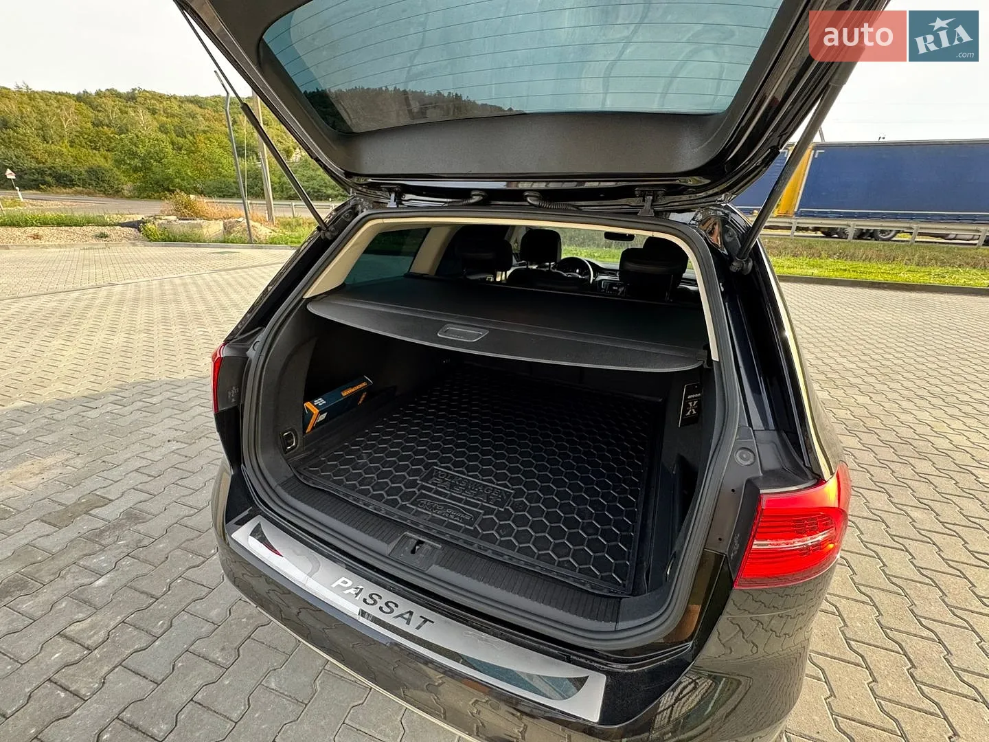 2016 Volkswagen Passat - мініатюра 28