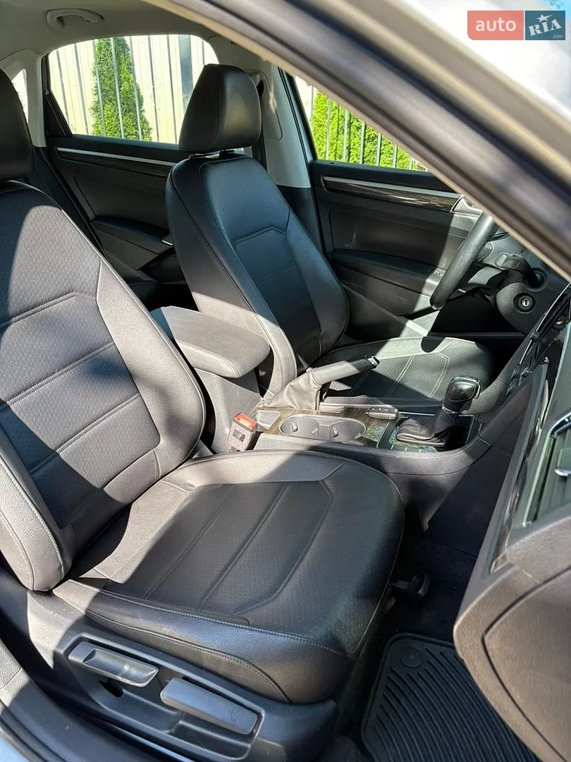 2016 Volkswagen Passat - мініатюра 14