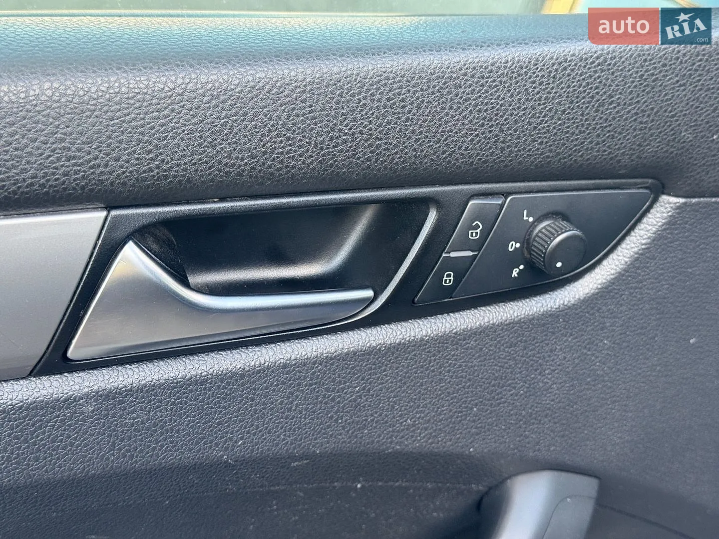 2012 Volkswagen Passat - мініатюра 7