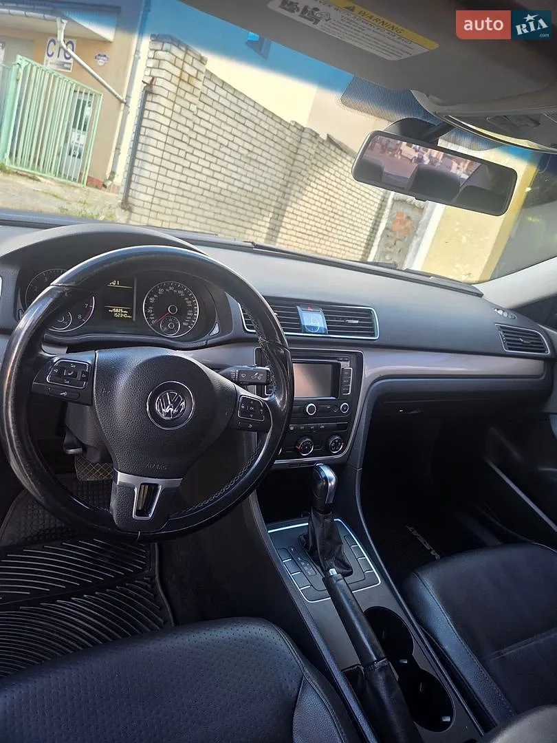 2012 Volkswagen Passat - мініатюра 6