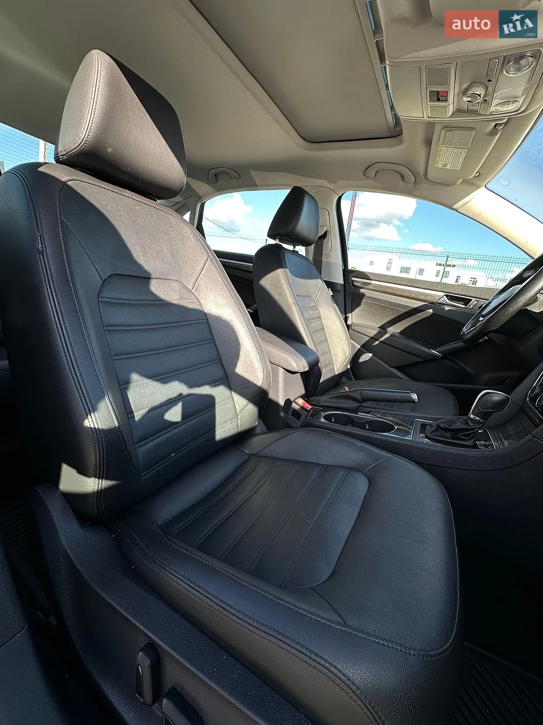 2017 Volkswagen Passat - мініатюра 22