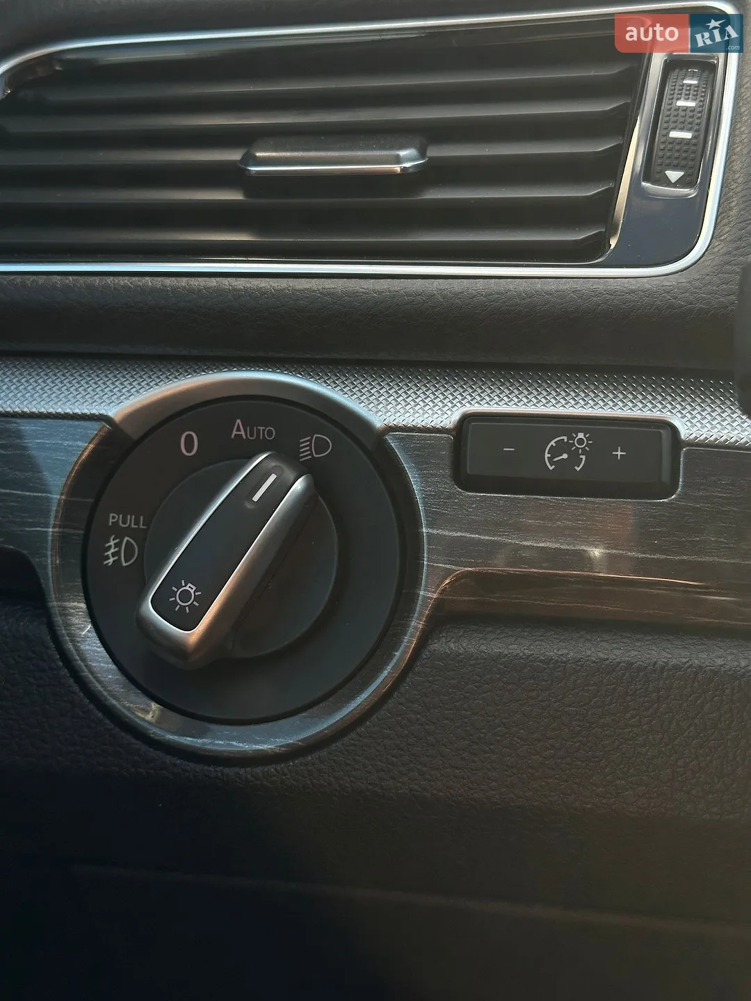 2017 Volkswagen Passat - мініатюра 27
