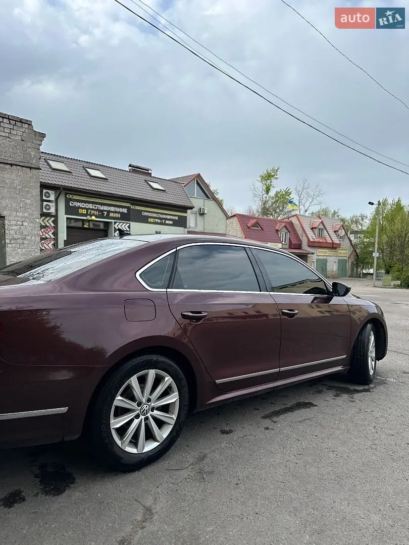 2011 Volkswagen Passat - мініатюра 4
