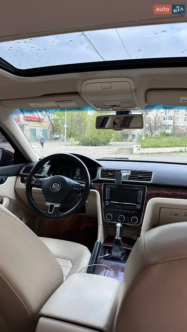 2011 Volkswagen Passat - мініатюра 14