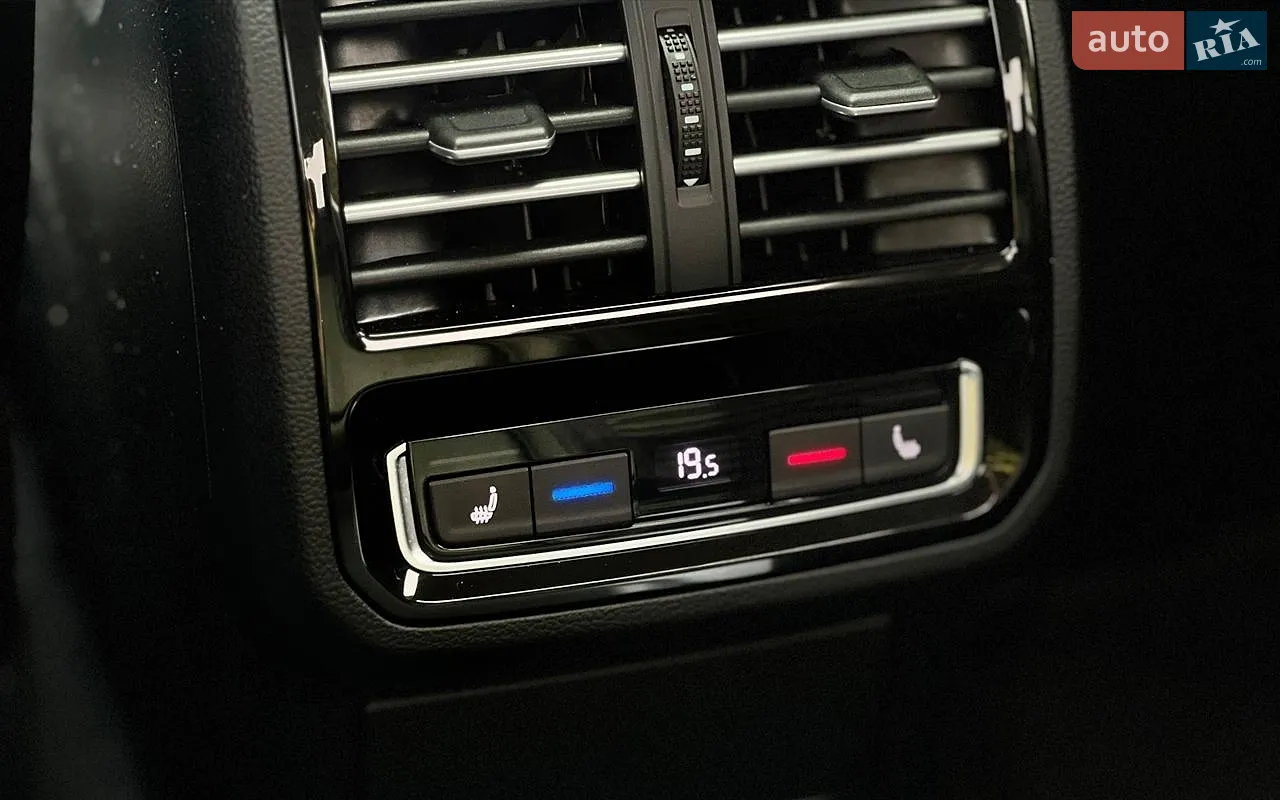 2018 Volkswagen Passat - мініатюра 25