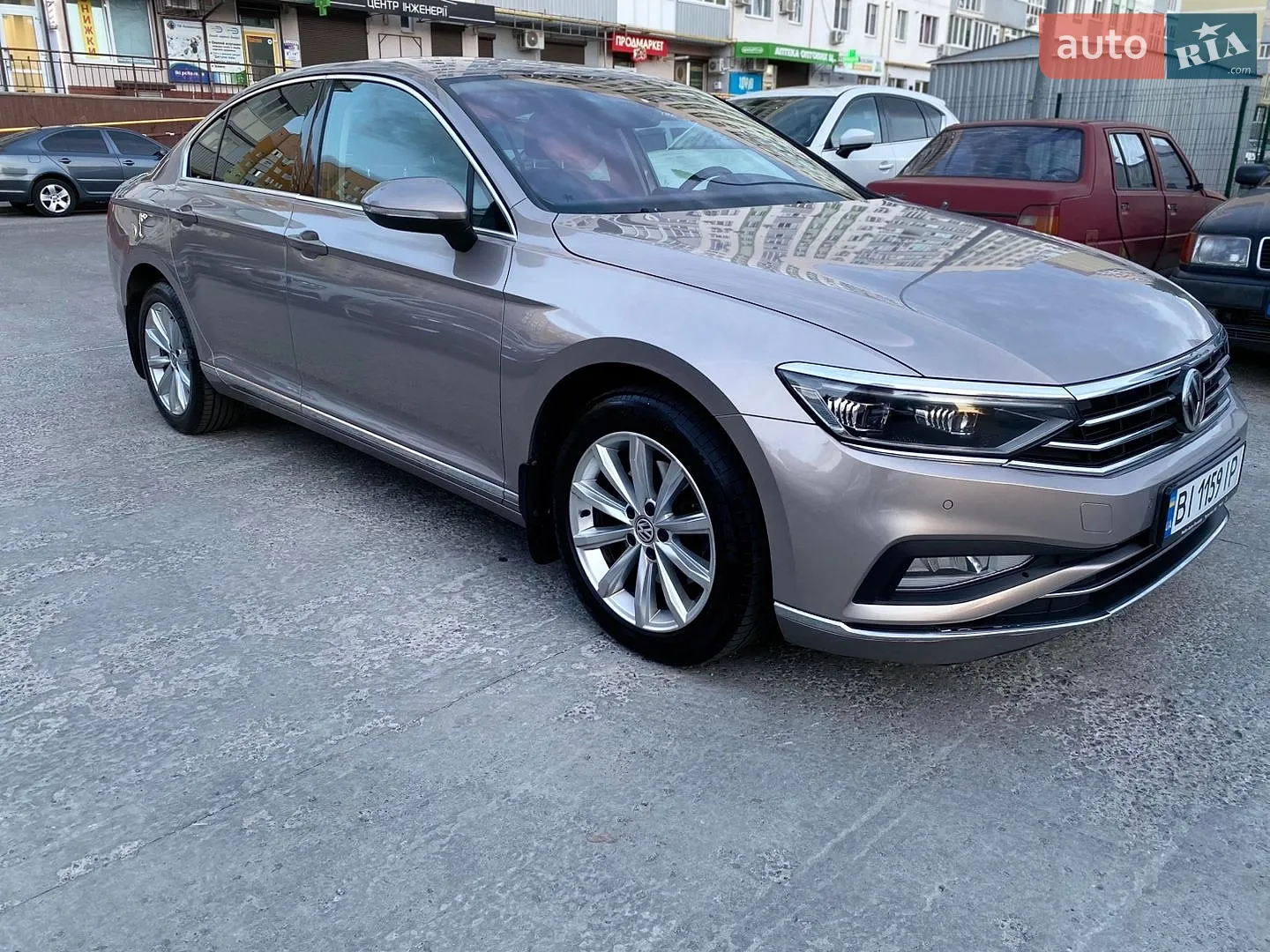 2019 Volkswagen Passat - мініатюра 2