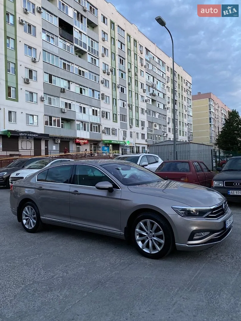 2019 Volkswagen Passat - мініатюра 6