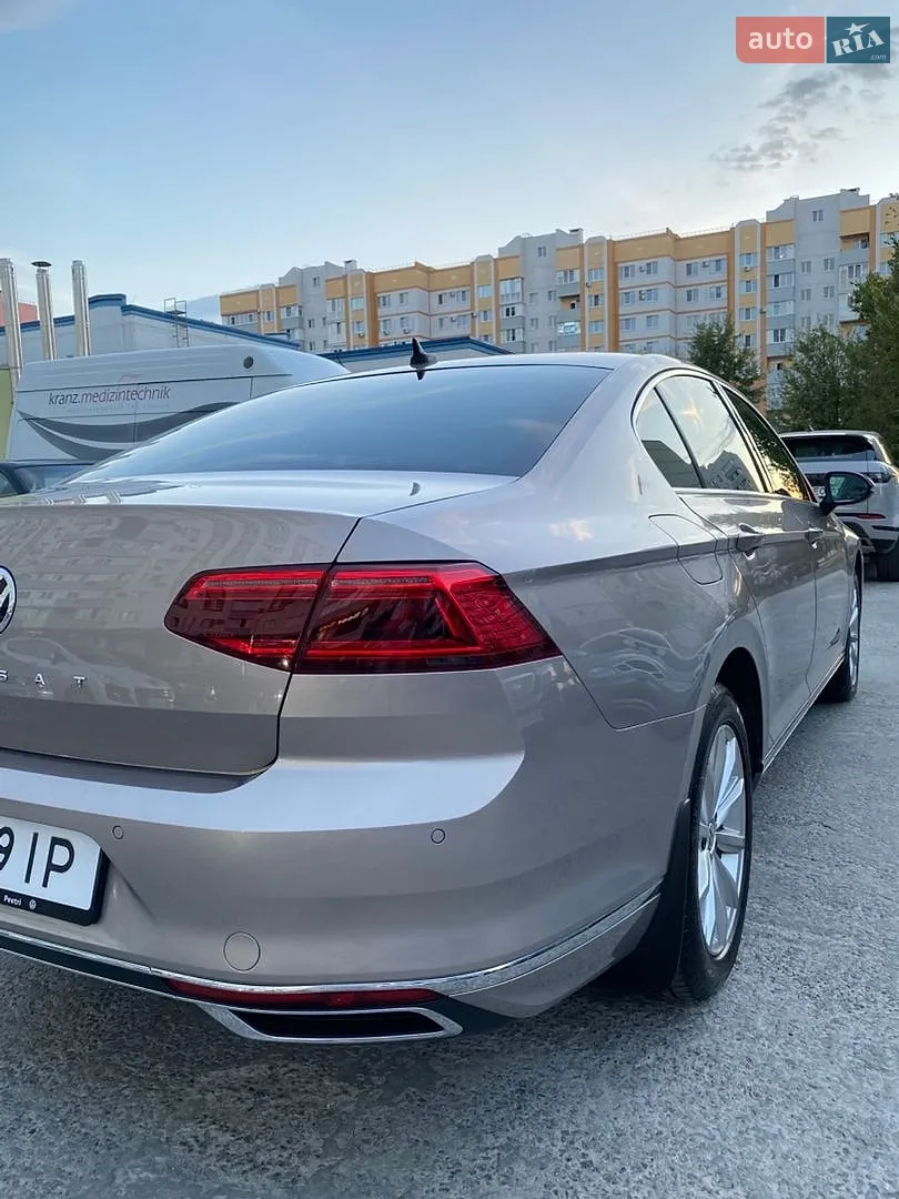 2019 Volkswagen Passat - мініатюра 14