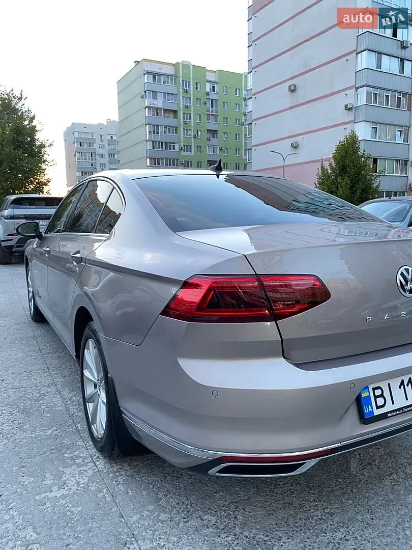 2019 Volkswagen Passat - мініатюра 15