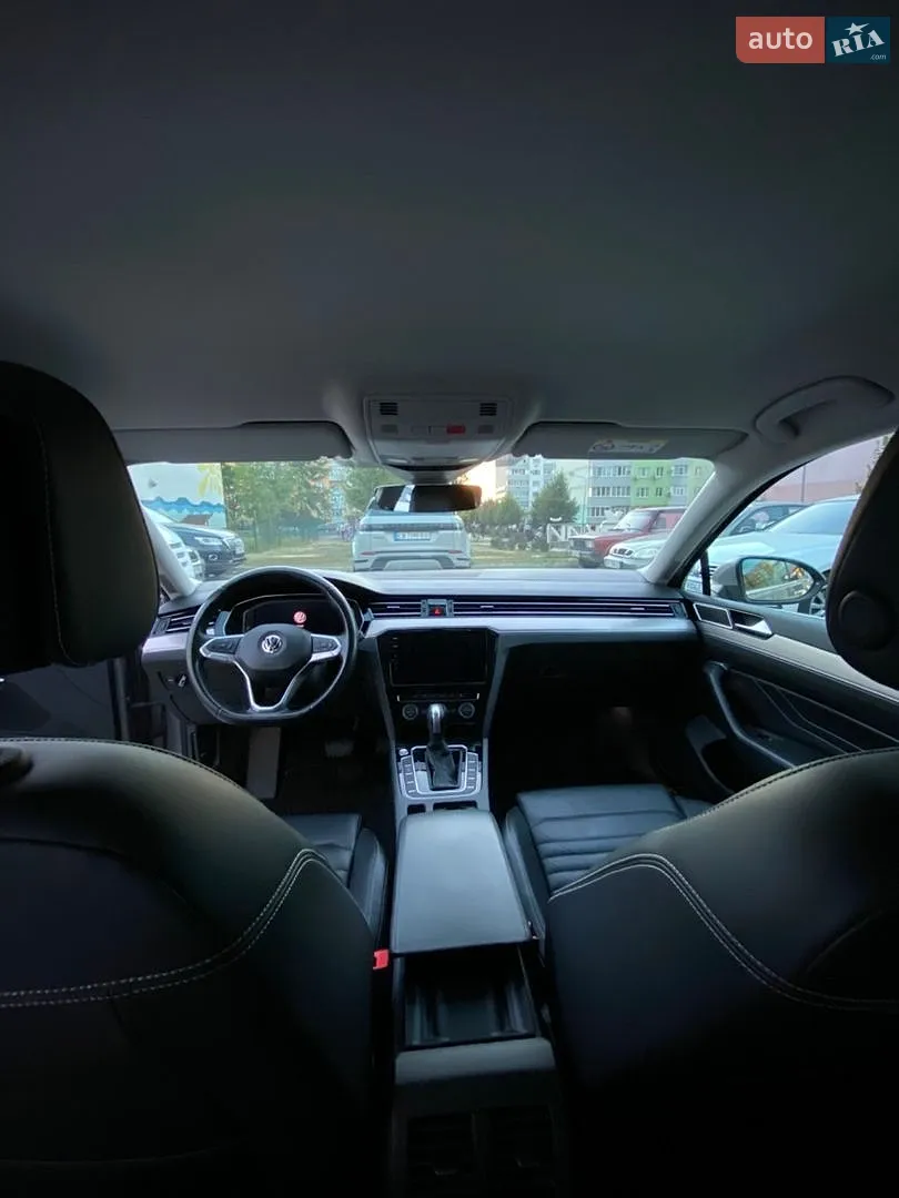 2019 Volkswagen Passat - мініатюра 16