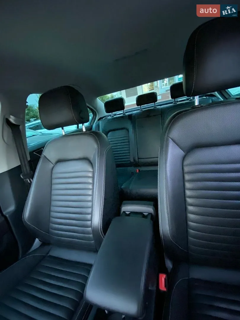 2019 Volkswagen Passat - мініатюра 18