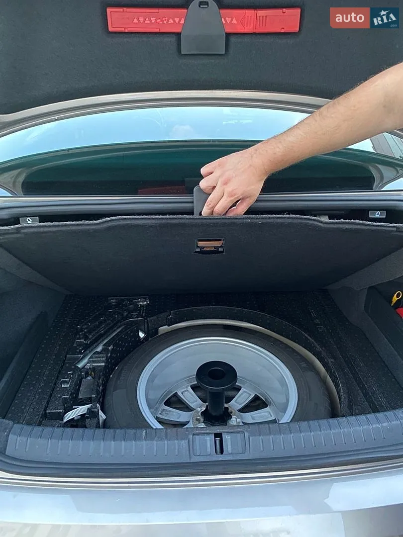 2019 Volkswagen Passat - мініатюра 24