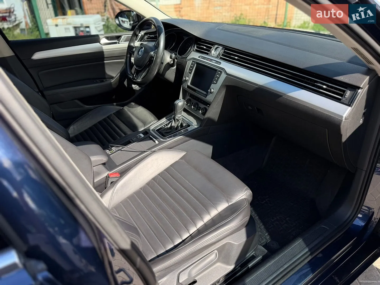 2015 Volkswagen Passat - мініатюра 11