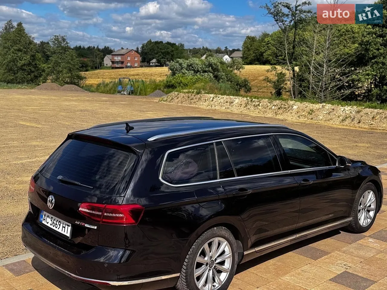 2015 Volkswagen Passat - мініатюра 11