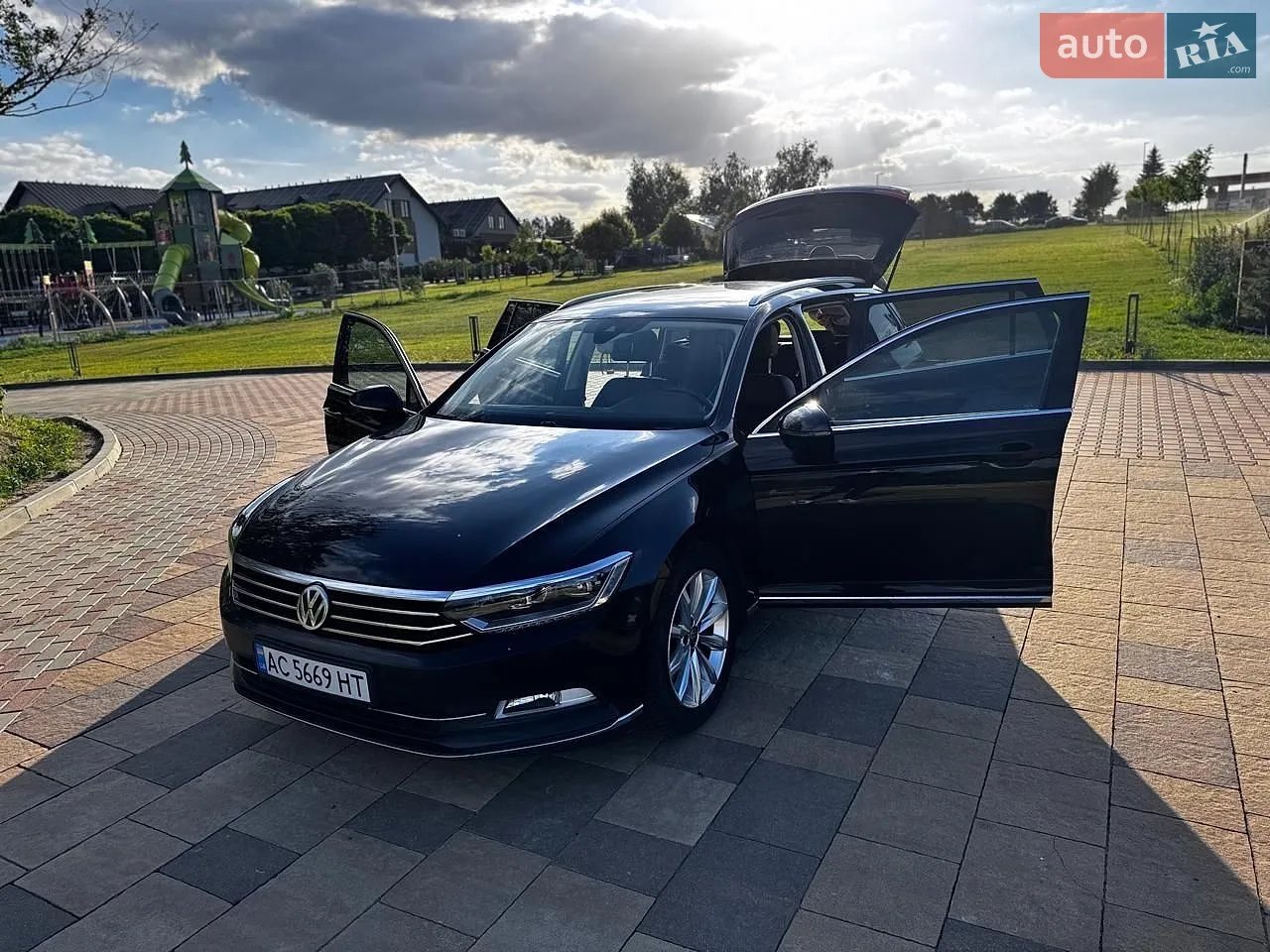 2015 Volkswagen Passat - мініатюра 28