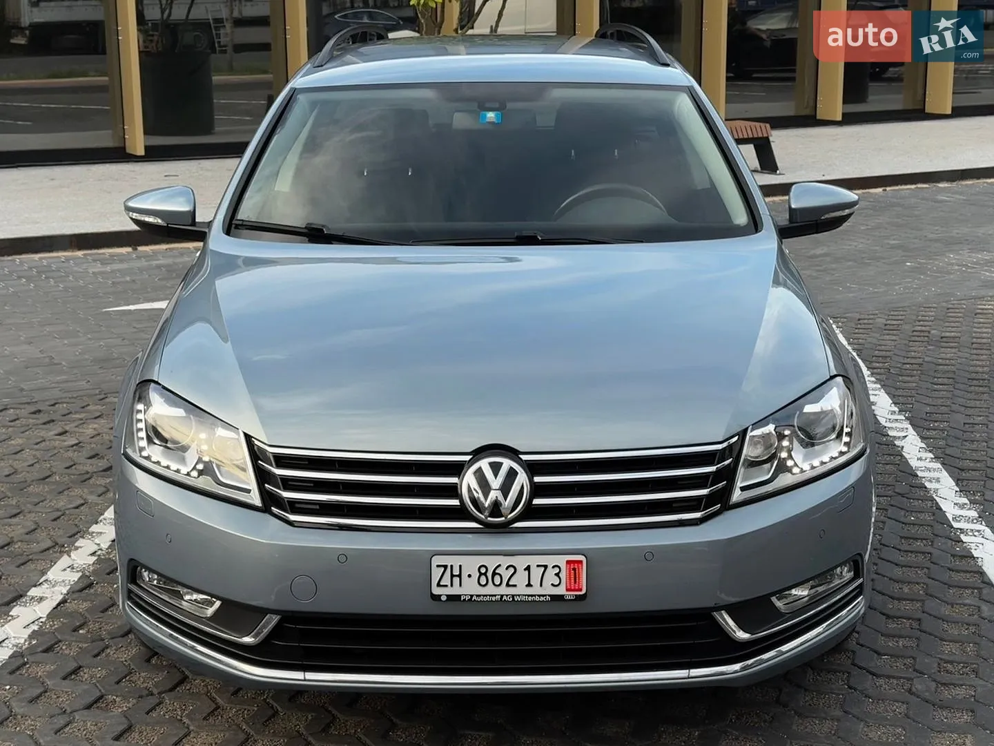 2013 Volkswagen Passat - мініатюра 2