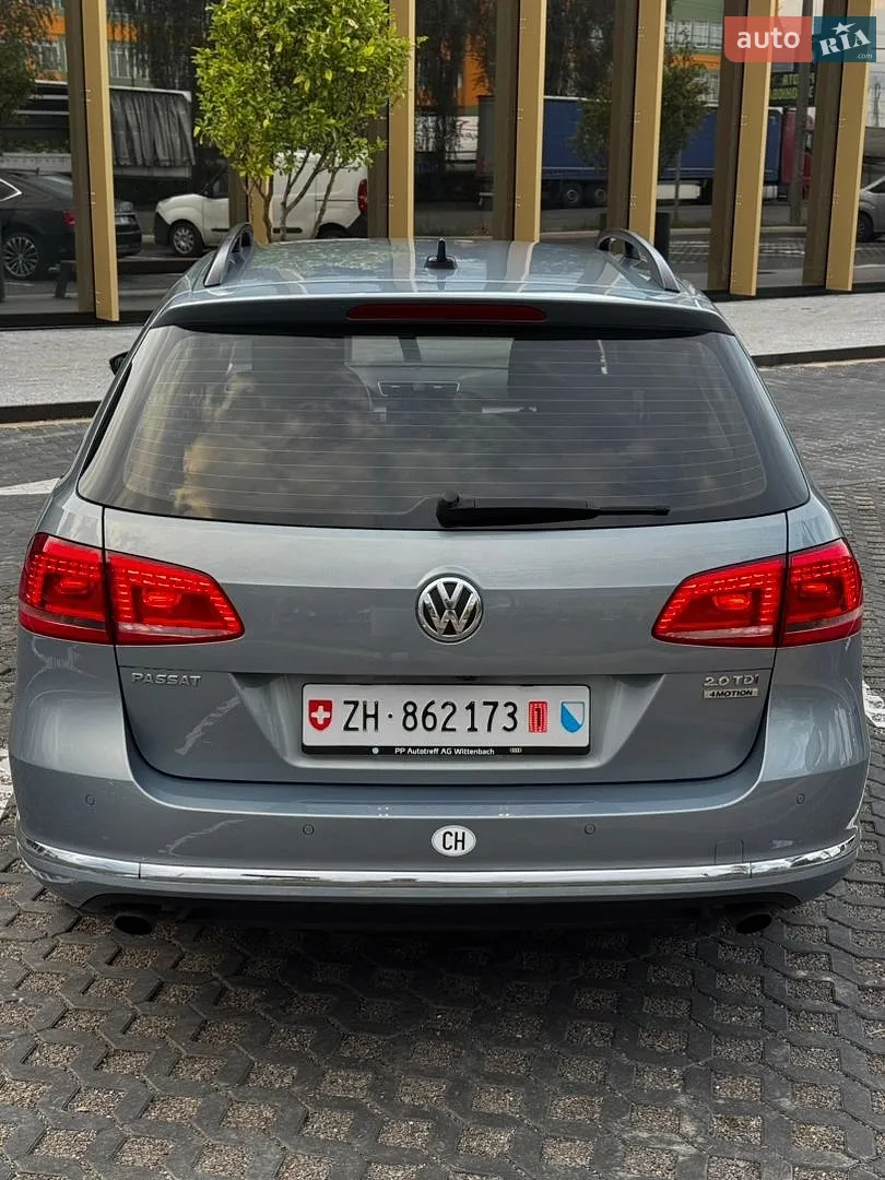 2013 Volkswagen Passat - мініатюра 5