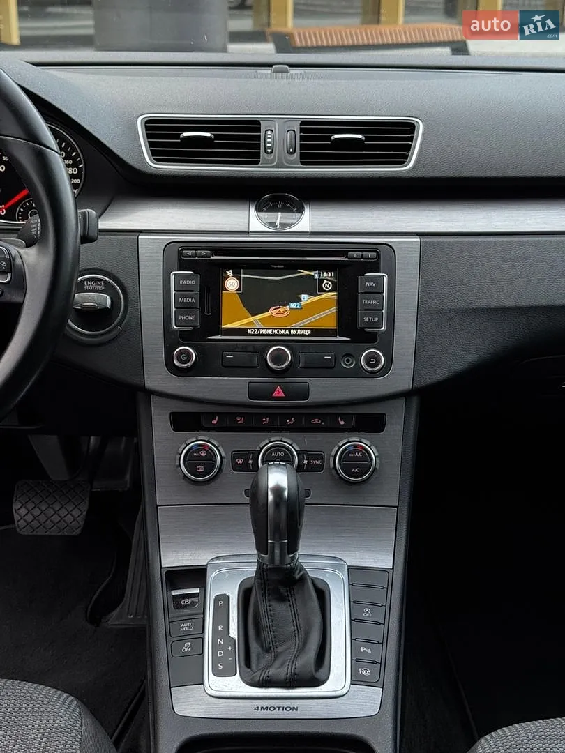 2013 Volkswagen Passat - мініатюра 40