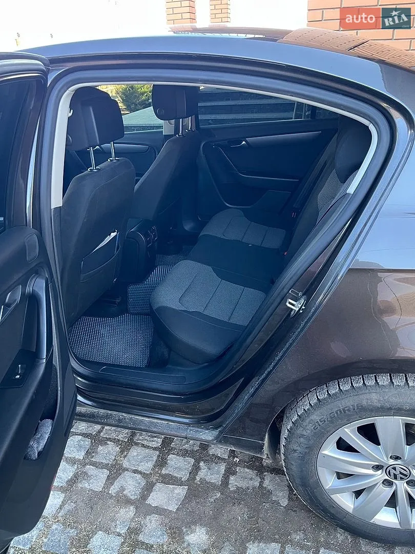 2013 Volkswagen Passat - мініатюра 16