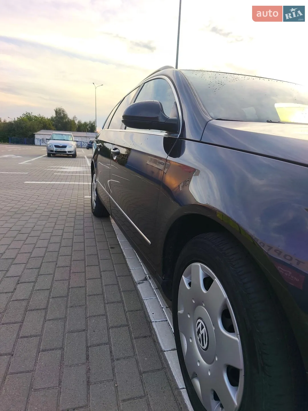 2010 Volkswagen Passat - мініатюра 6