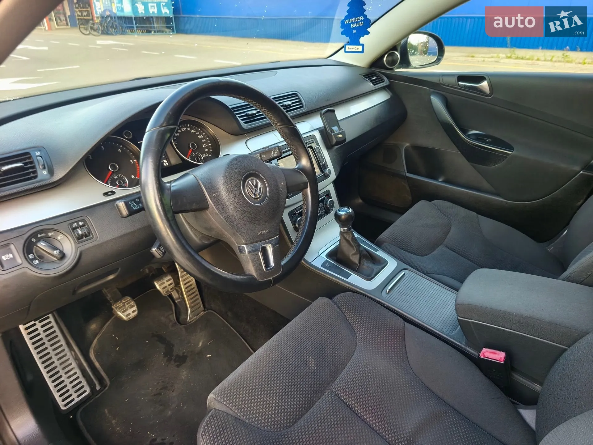2010 Volkswagen Passat - мініатюра 15