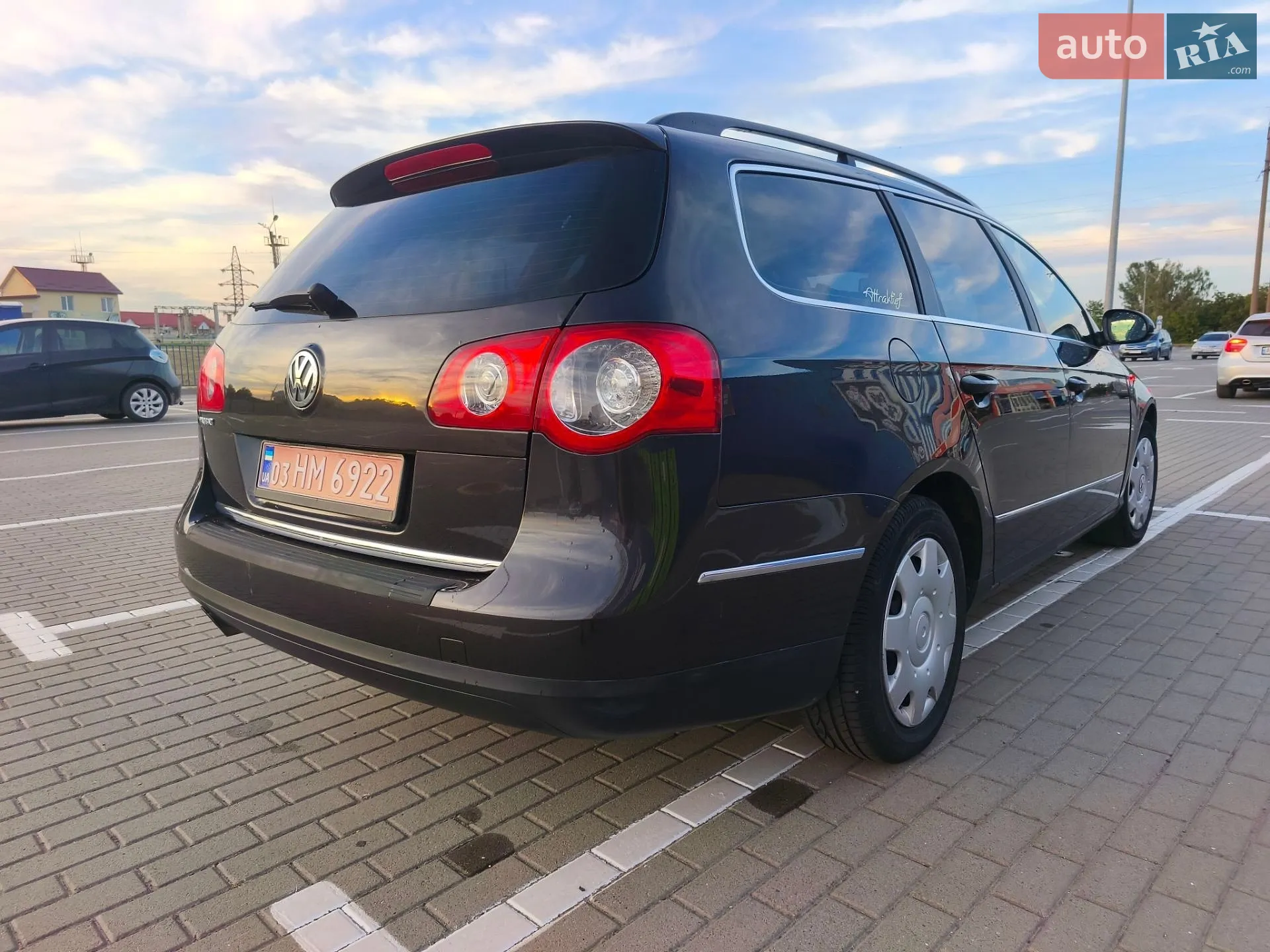 2010 Volkswagen Passat - мініатюра 8
