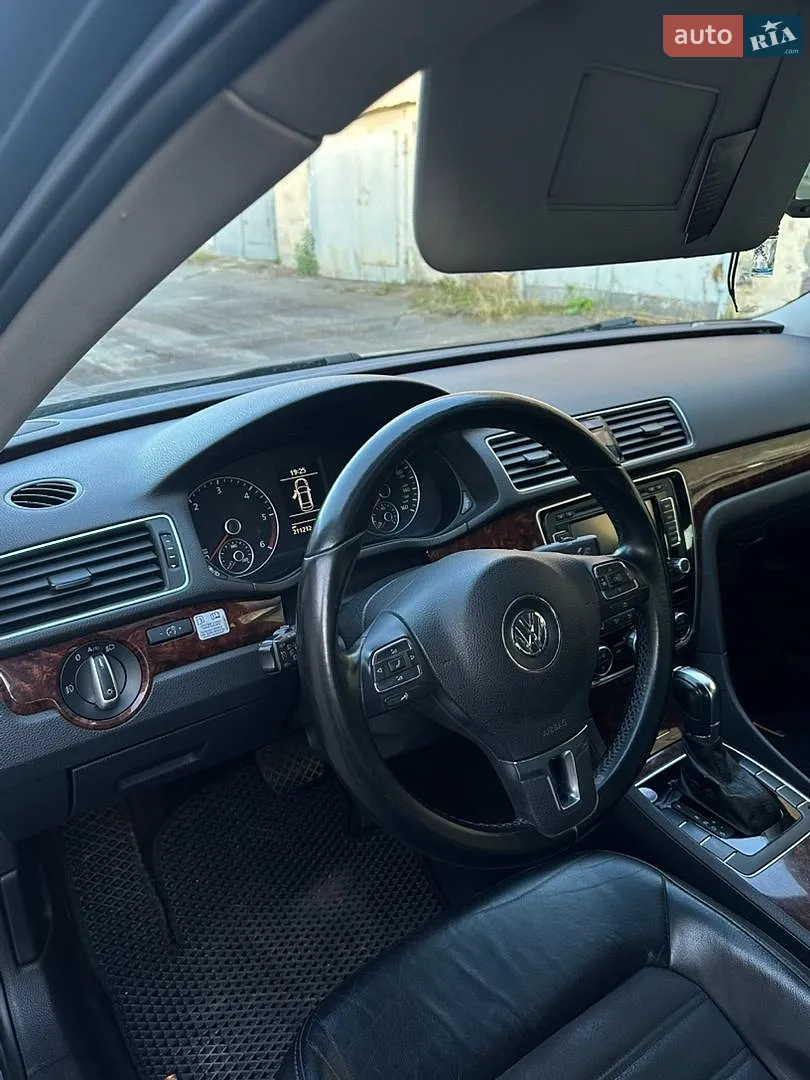 2013 Volkswagen Passat - мініатюра 17