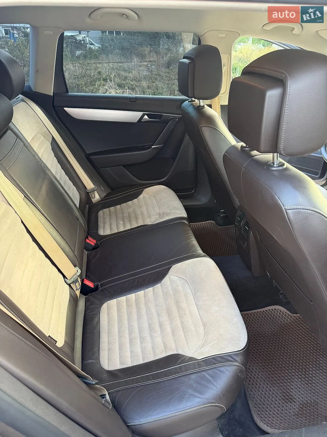 2011 Volkswagen Passat - мініатюра 27