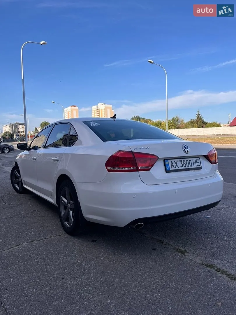 2013 Volkswagen Passat - мініатюра 3