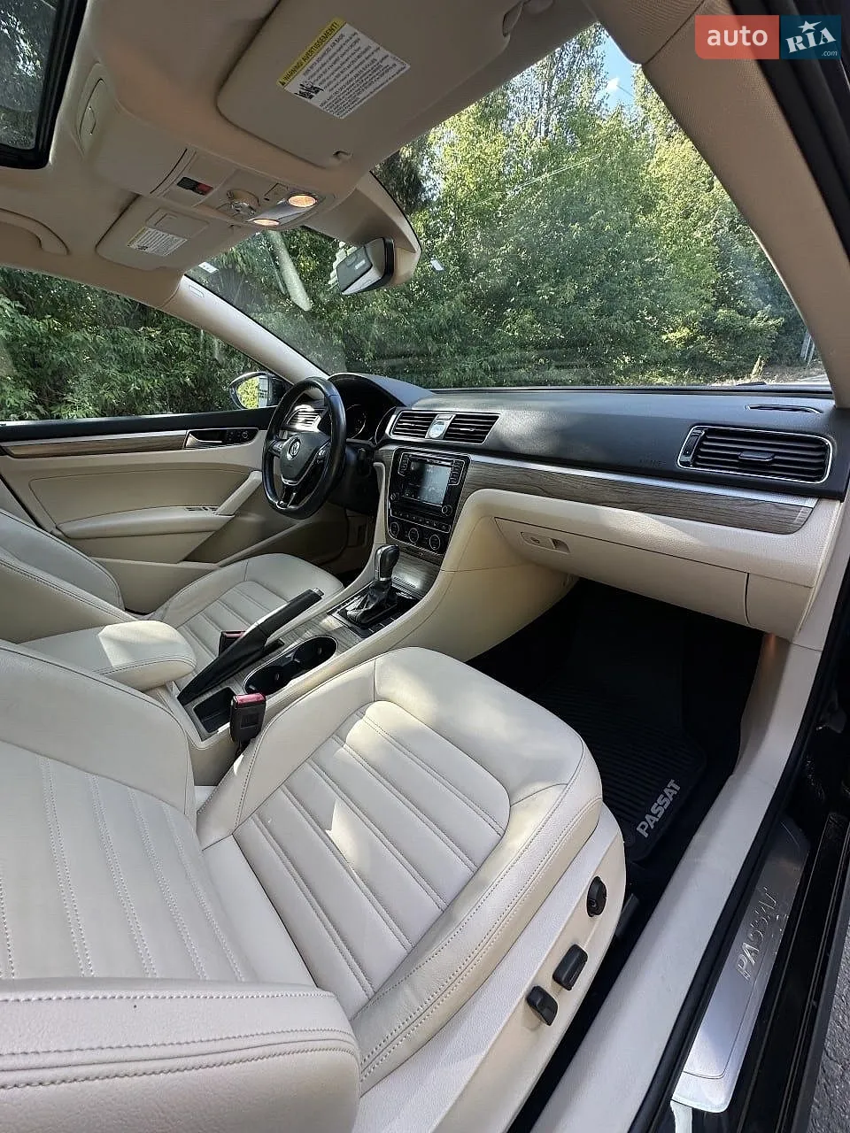 2017 Volkswagen Passat - мініатюра 27