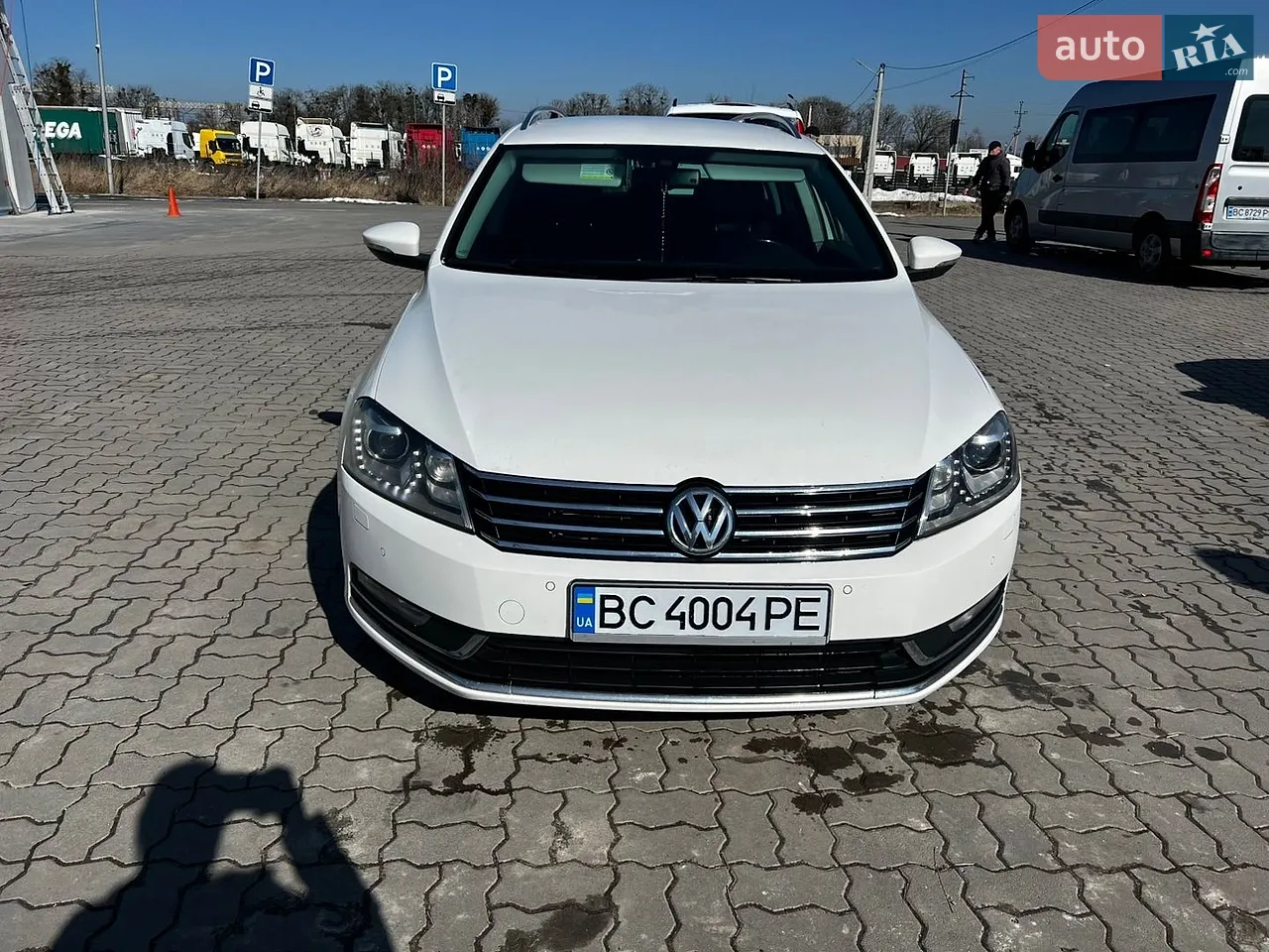 2010 Volkswagen Passat - мініатюра 27
