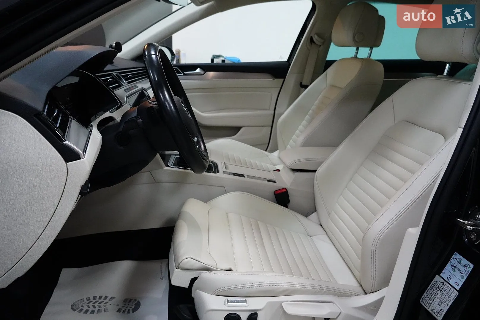 2018 Volkswagen Passat - мініатюра 30