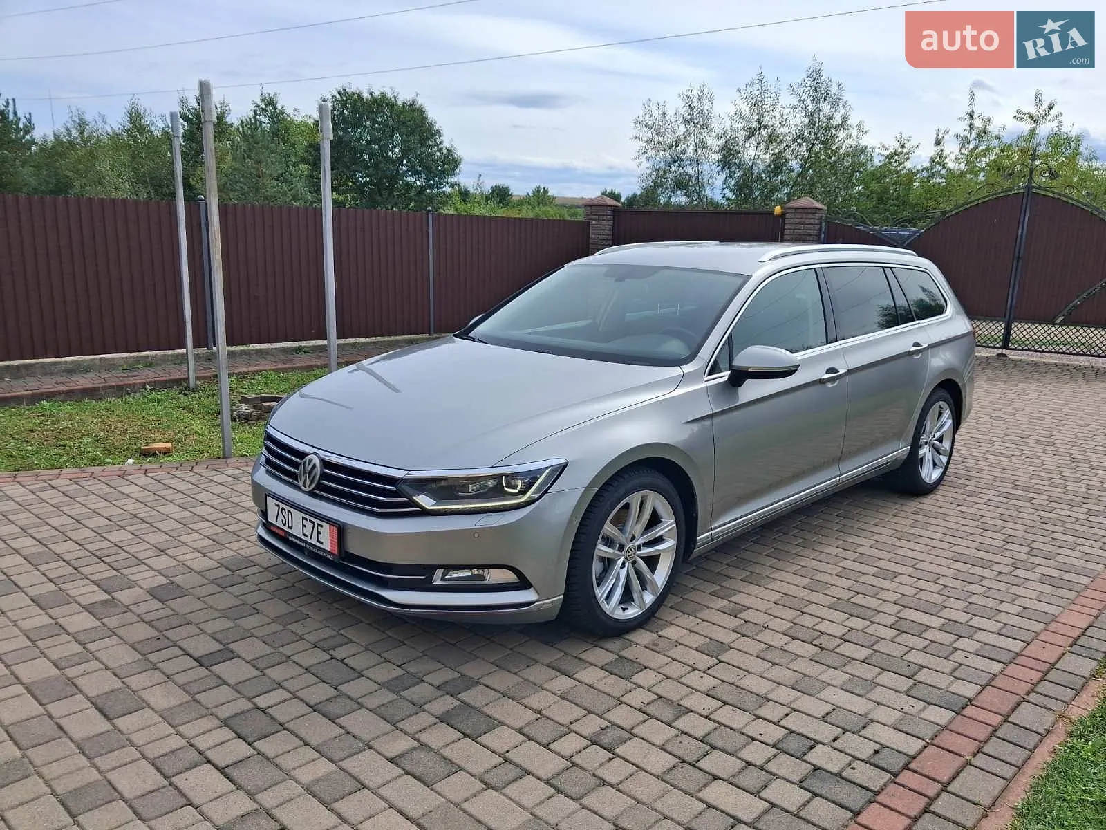 2015 Volkswagen Passat - мініатюра 9
