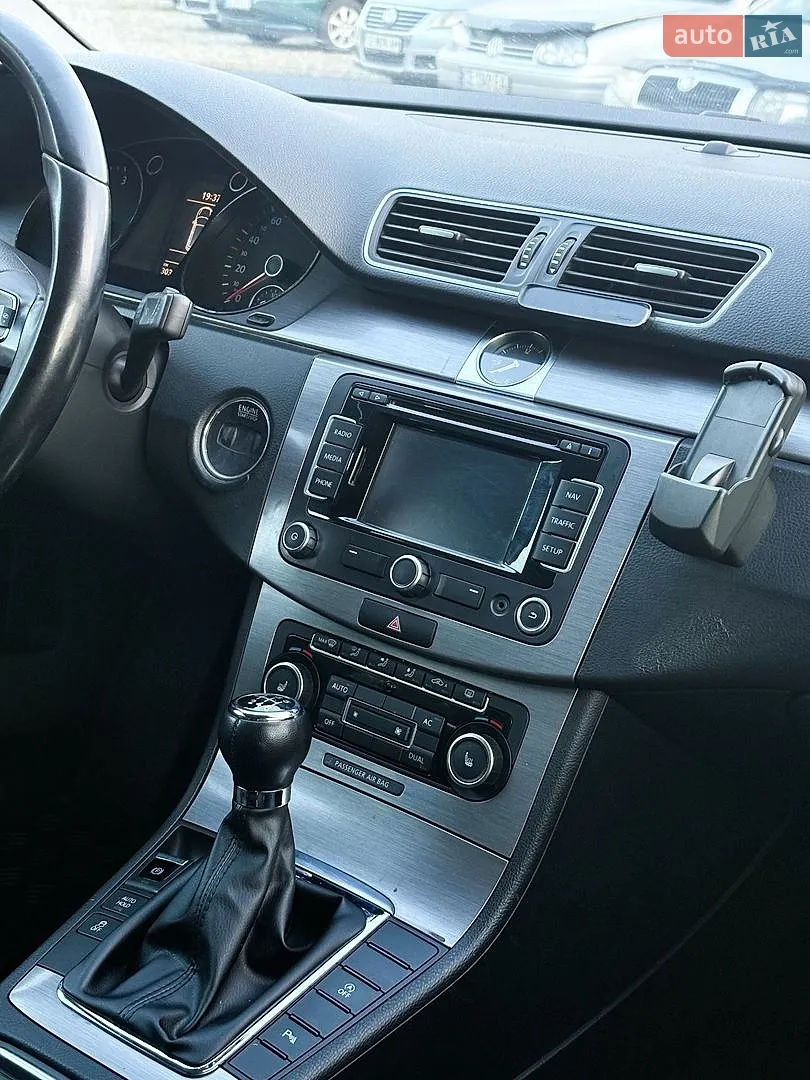 2012 Volkswagen Passat - мініатюра 30