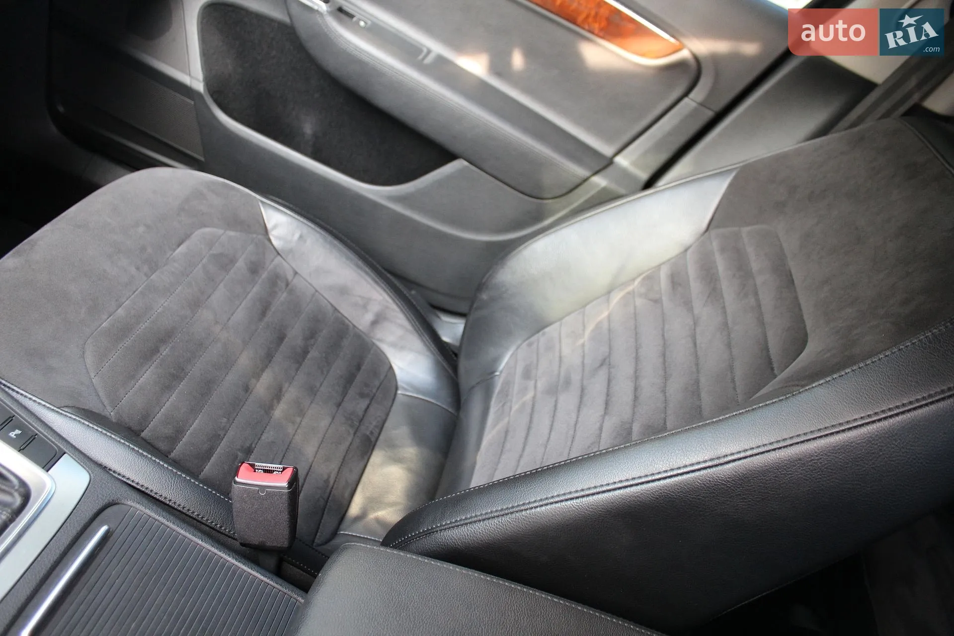 2011 Volkswagen Passat - мініатюра 19
