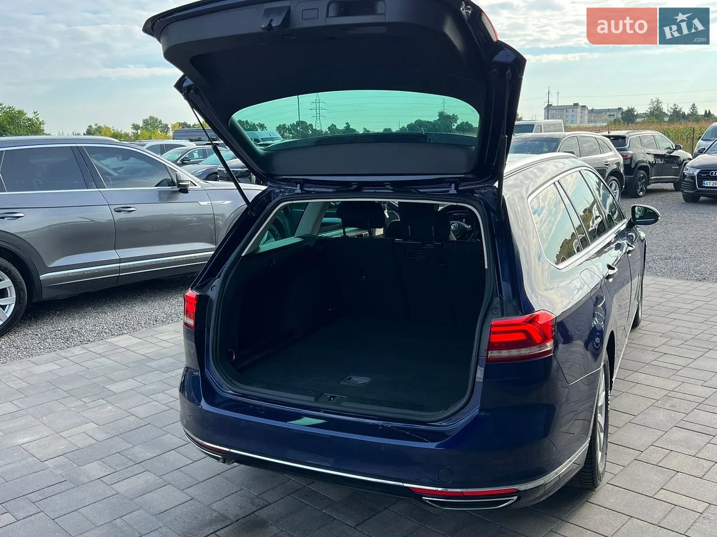 2017 Volkswagen Passat - мініатюра 41