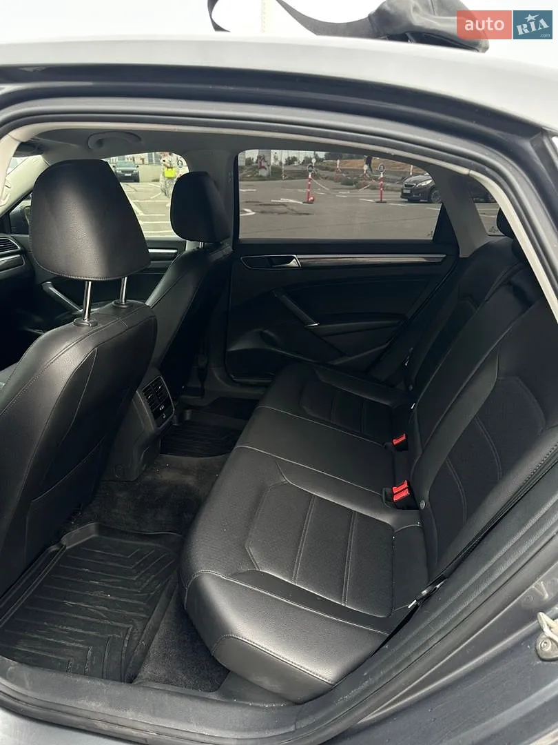 2018 Volkswagen Passat - мініатюра 9