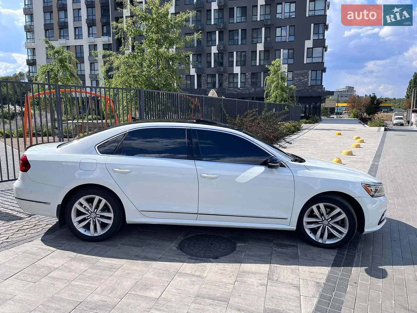 2016 Volkswagen Passat - мініатюра 4