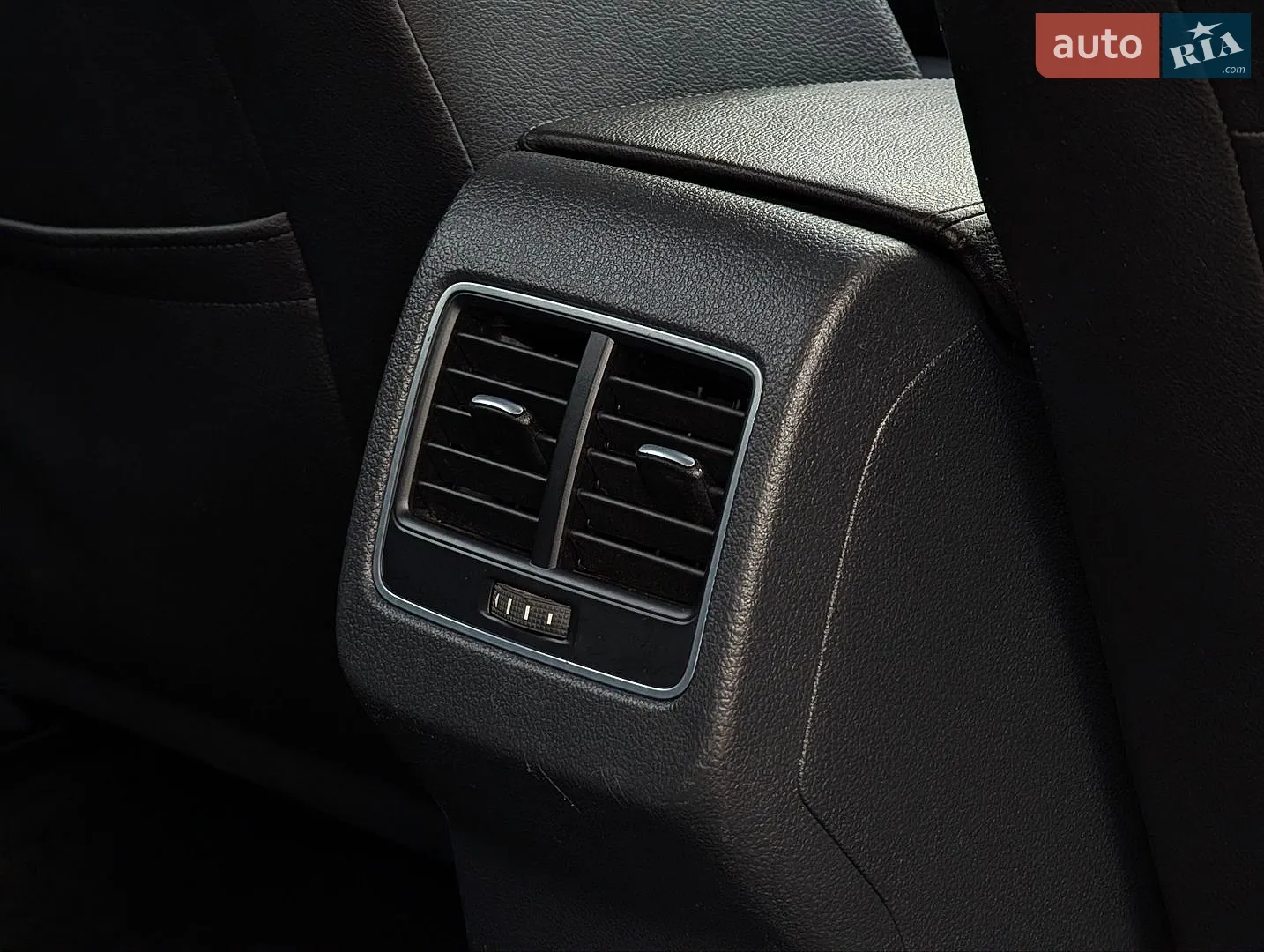 2015 Volkswagen Passat - мініатюра 46