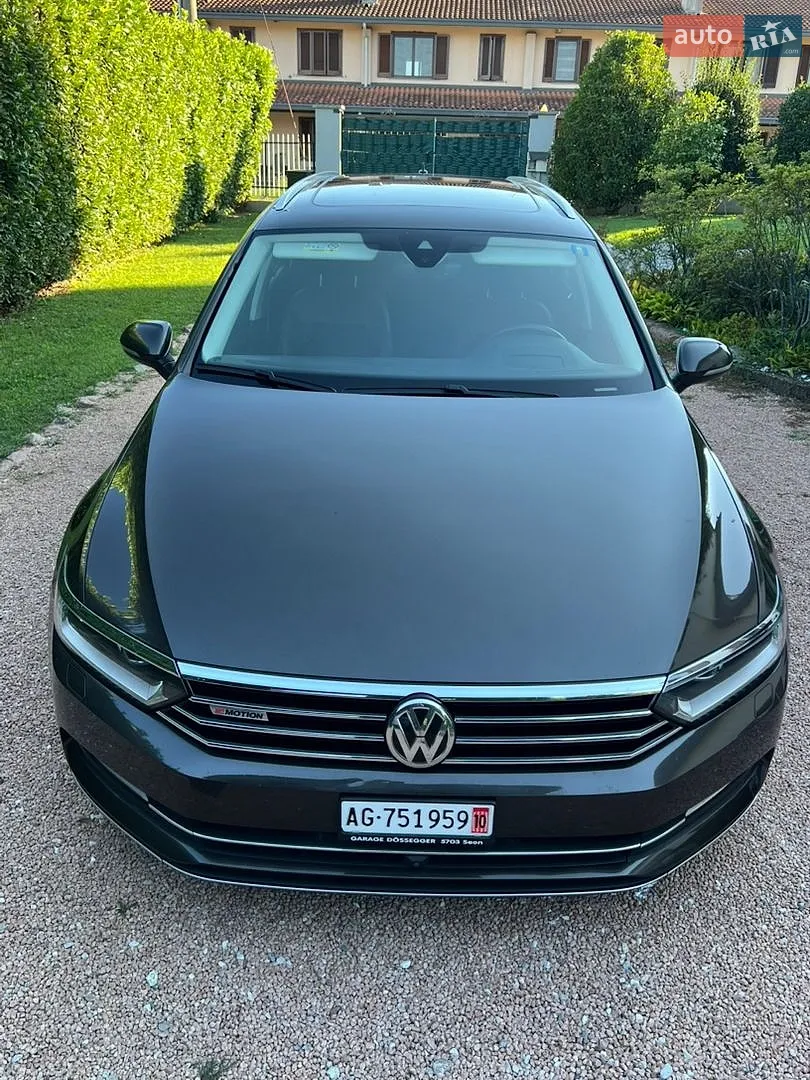 2016 Volkswagen Passat - мініатюра 2