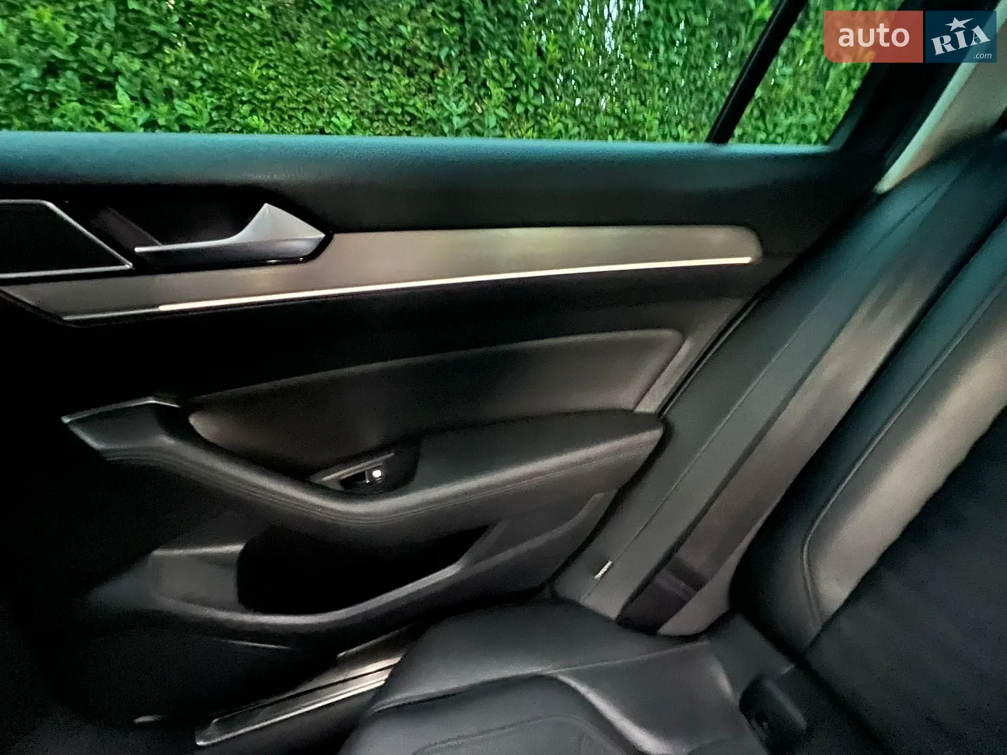 2016 Volkswagen Passat - мініатюра 37