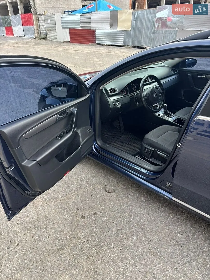2012 Volkswagen Passat - мініатюра 16