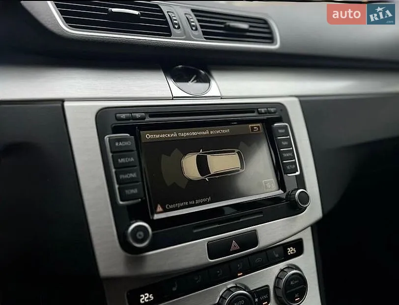 2012 Volkswagen Passat - мініатюра 32