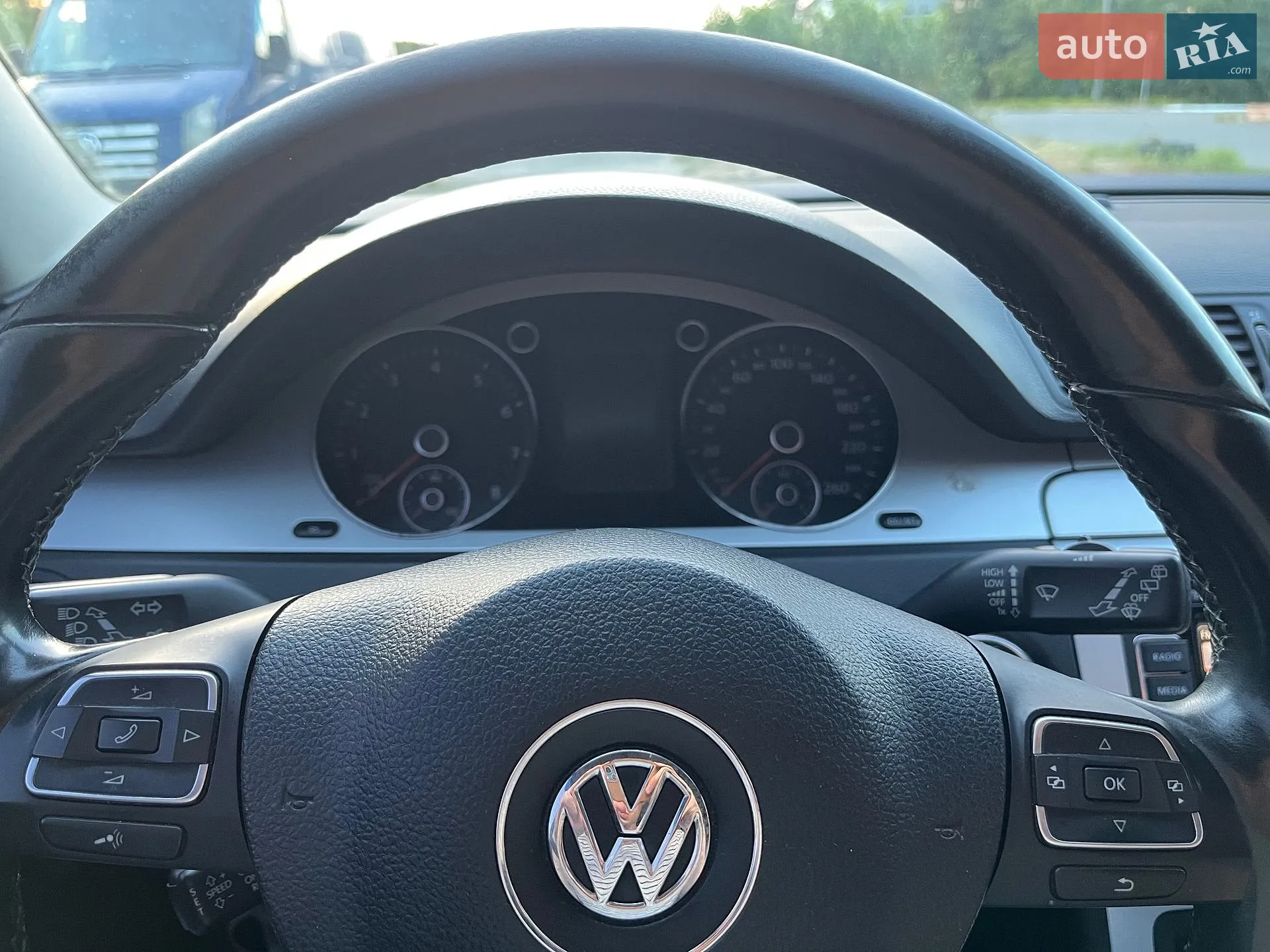 2010 Volkswagen Passat - мініатюра 10