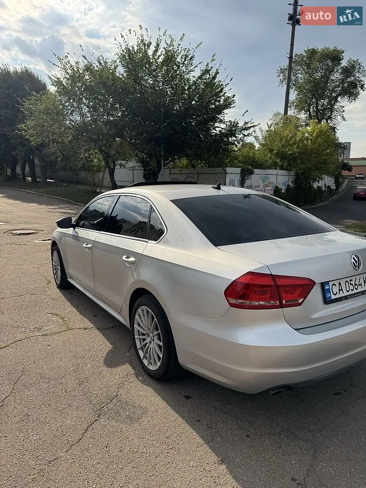 2012 Volkswagen Passat - мініатюра 4